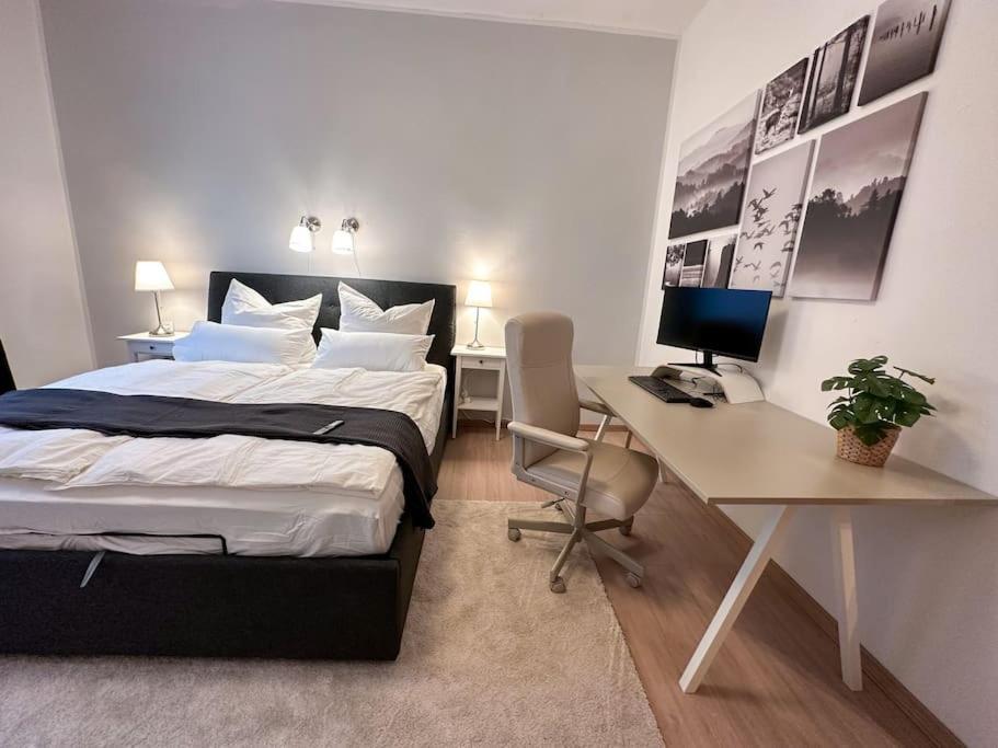 Modern City Apt. -With 2 Tv, Netflix And Work Desk Essen Exterior photo