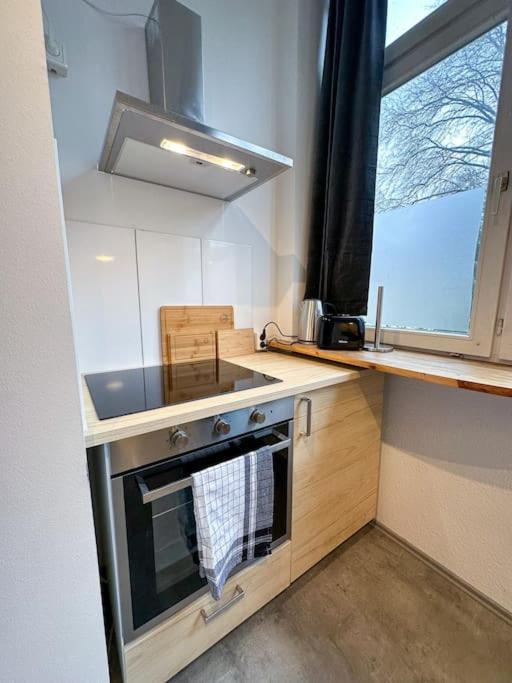 Modern City Apt. -With 2 Tv, Netflix And Work Desk Essen Exterior photo